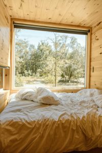 Guide complet : comment se réveiller le matin 2 soleil dans la chambre